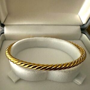 SOLD- David Yurman 18K Gold Cablespira Bracelet Size Small